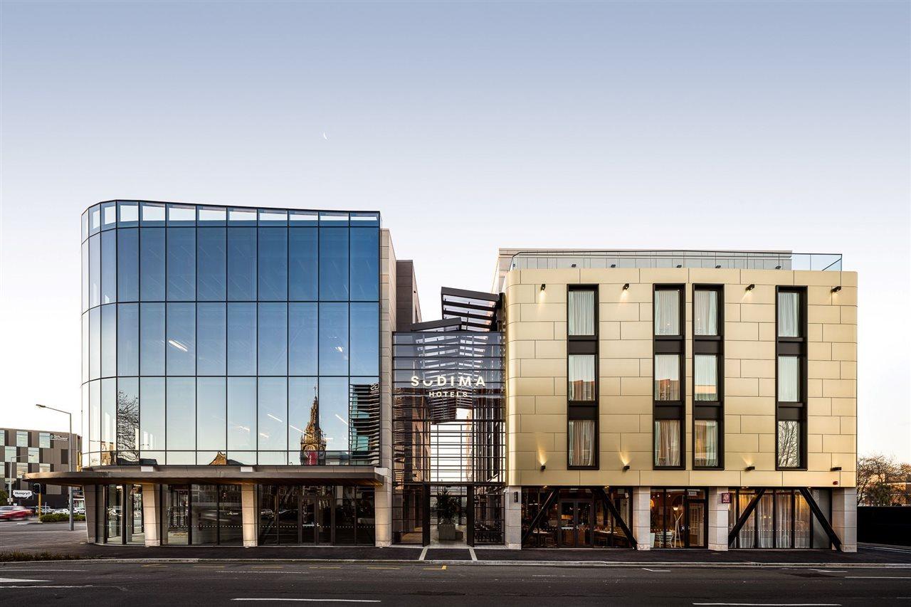 Sudima Christchurch City Exterior foto The new building of the University of Iceland, Reykjavík, Iceland